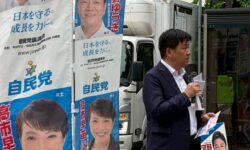 「国民の安全と安心を守る外国人政策」について街頭での訴え